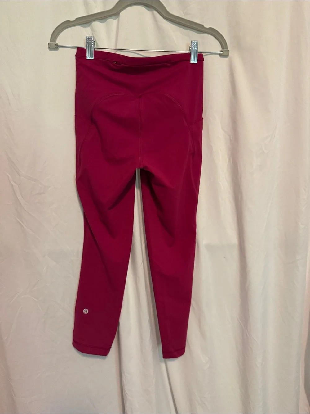 Women's High-Rise Lulu Magenta Active Leggings